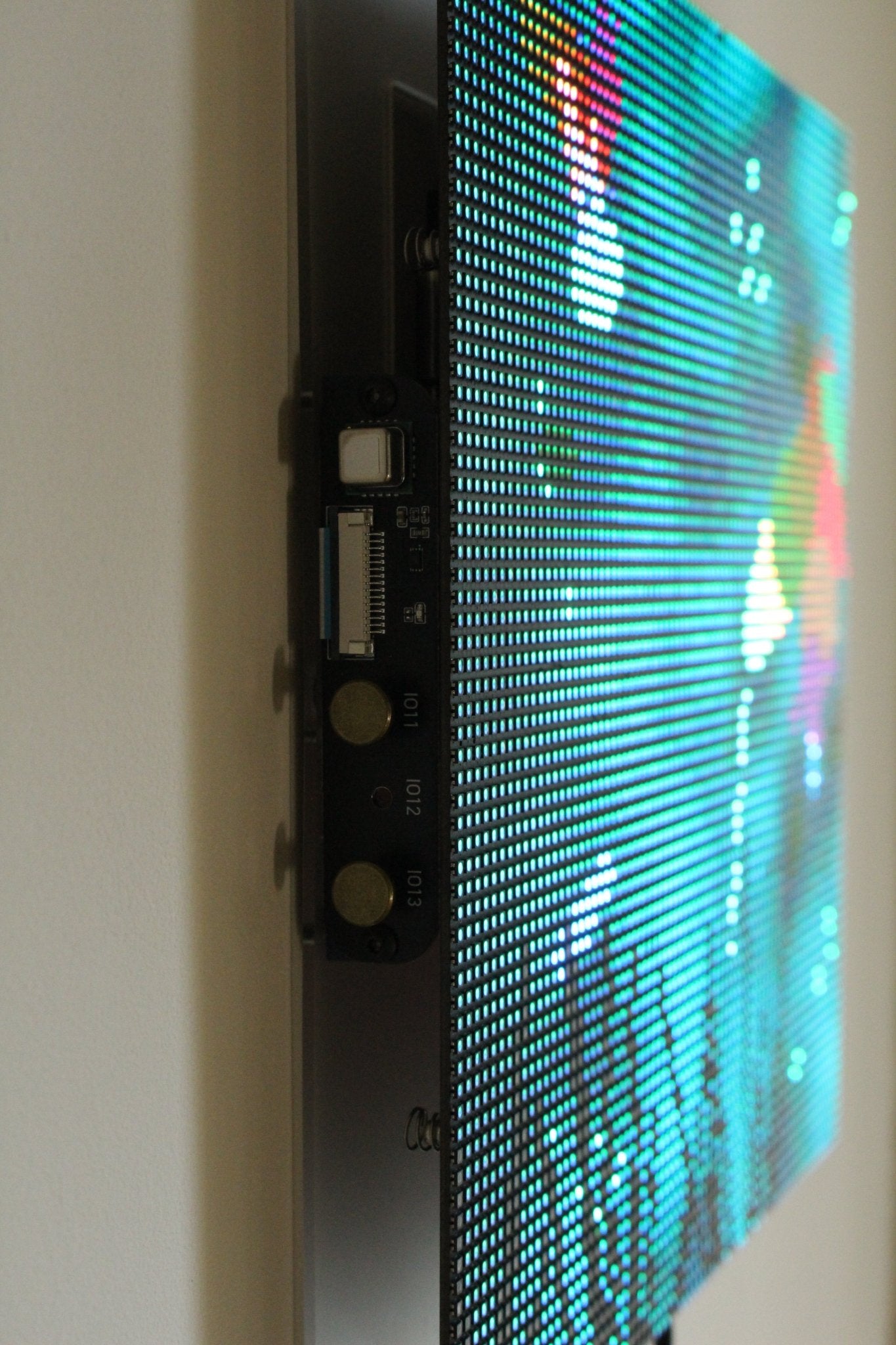 LiveGrid: The Interactive Air Quality Monitor - Livegrid